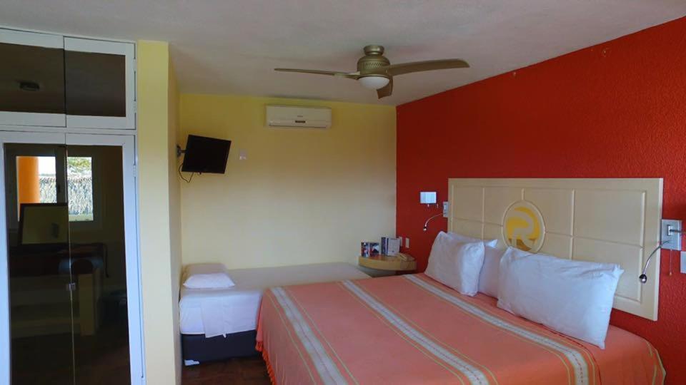 Hotel La Roca Costa Esmeralda Monte Gordo 外观 照片